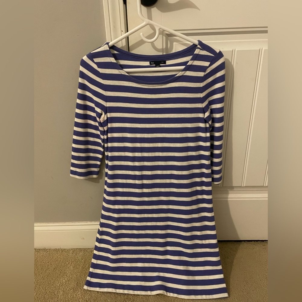 Gap three quarter length dress